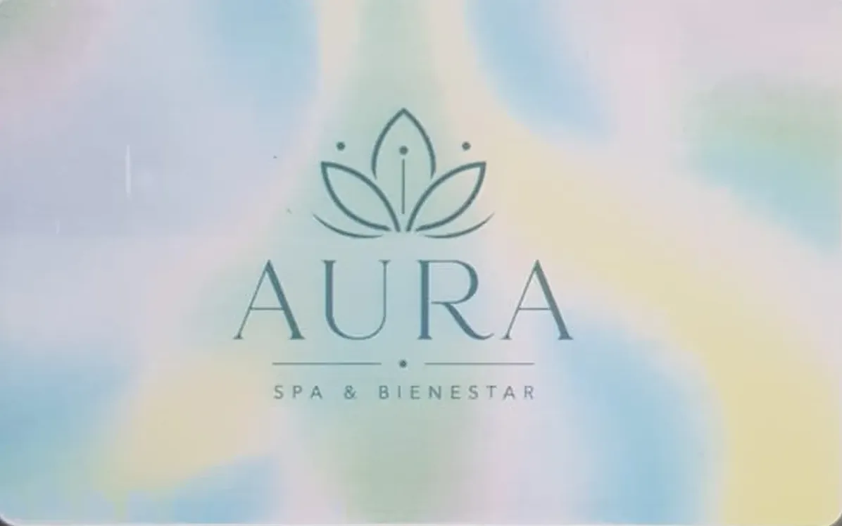 Tarjeta NFC de Aura, spa y bienestar, con logo de flor de loto sobre fondo degradado en tonos pastel